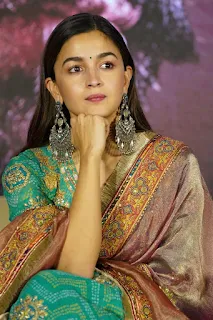 Alia bhatt cute stills at RRR movie press meet