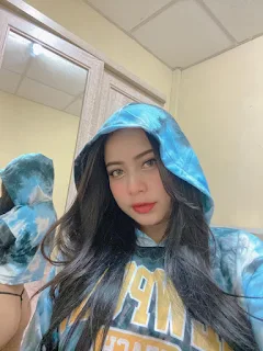 Cewek Cantik Montok Putih Mulus