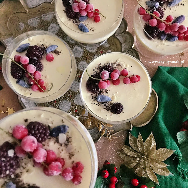 Panna cotta szafranowa