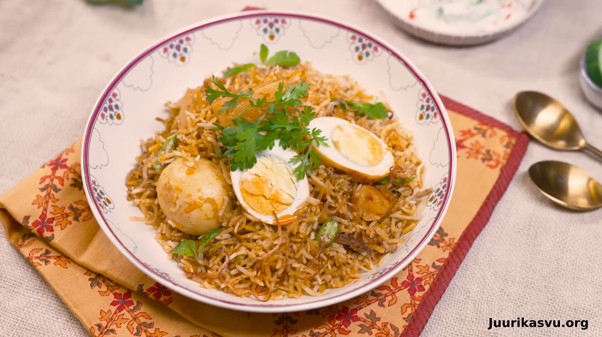 होटल जैसा अंडा ब्रियानी बनाने नया रेसिपी | Anda Biryani recipe