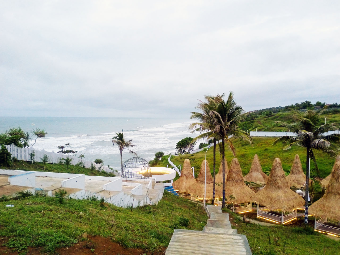 Pantai Karang Potong Ocean View Cianjur