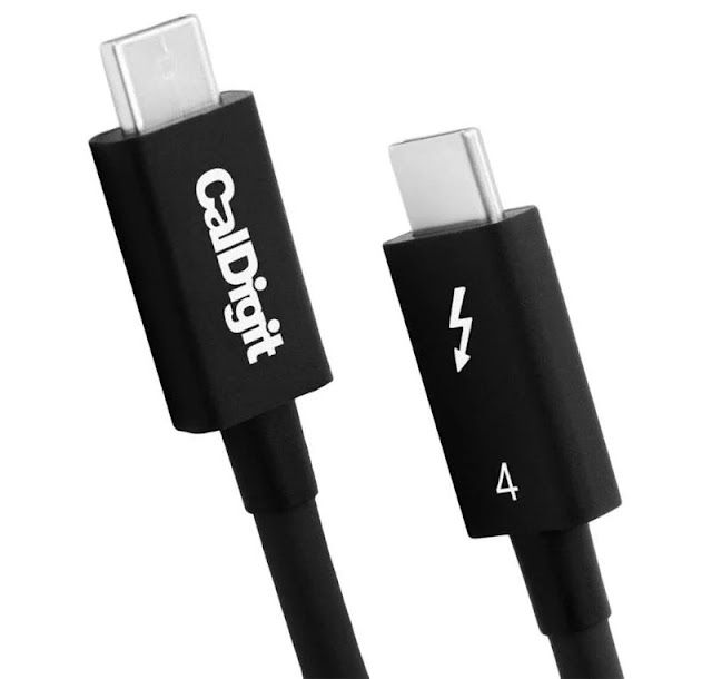 CalDigit Thunderbolt 4 / USB4 Cable (Passive, 0.8m)