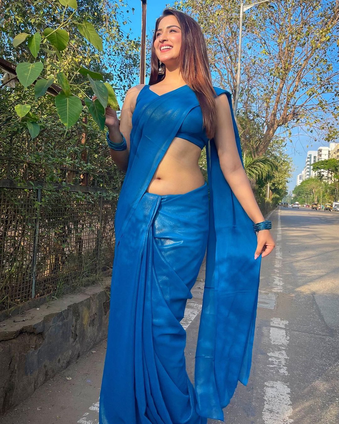 Eshanya Maheshwari in Blue Saree Flaunting Her Navel (View Pics)