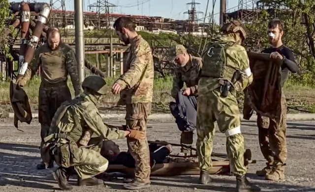 Ucrania anunció el mayor intercambio de prisioneros con Rusia y repatrió 144 soldados