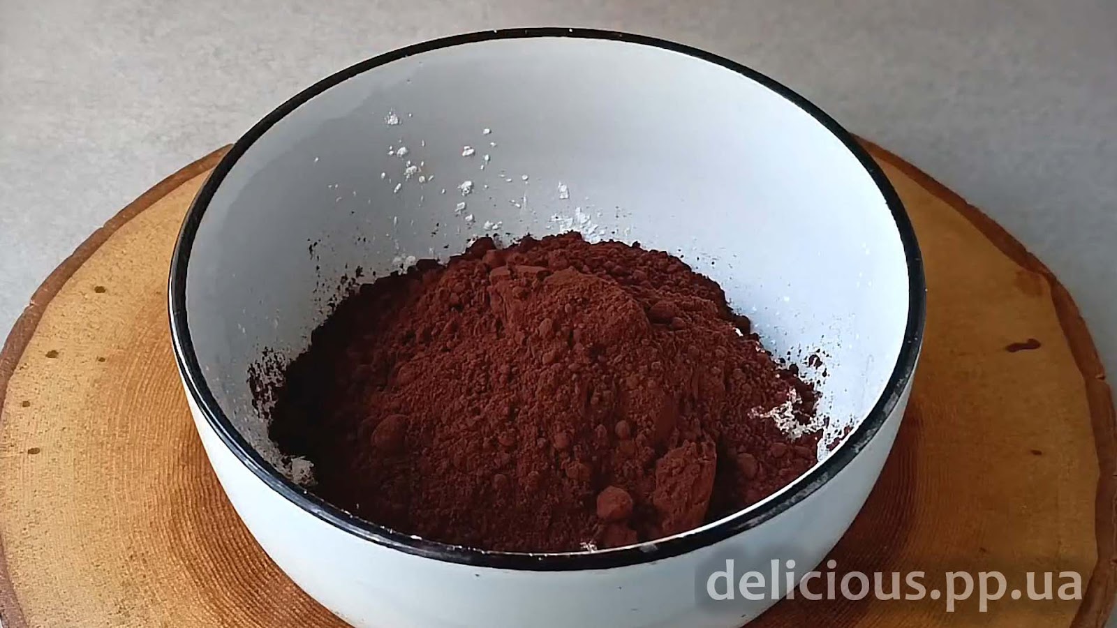 Фото приготовления рецепта: «Идеальный десерт без выпечки — шоколадный Торт - Пудинг за 15 минут» - шаг №1