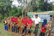 Bupati Muratara Lakukan Panen Bawang Merah Di Sungai Kijang