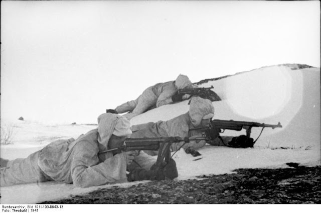 German soldiers in Lappland in 1943 worldwartwo.filminspector.com