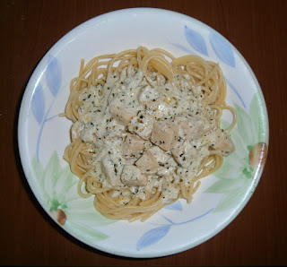 Spagete sa sunkom i sosom od pavlake (Spaghetti wih ham and sour cream sauce)