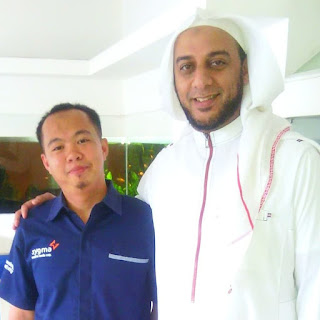 ustadz abdul wahab bersama syekh ali jaber