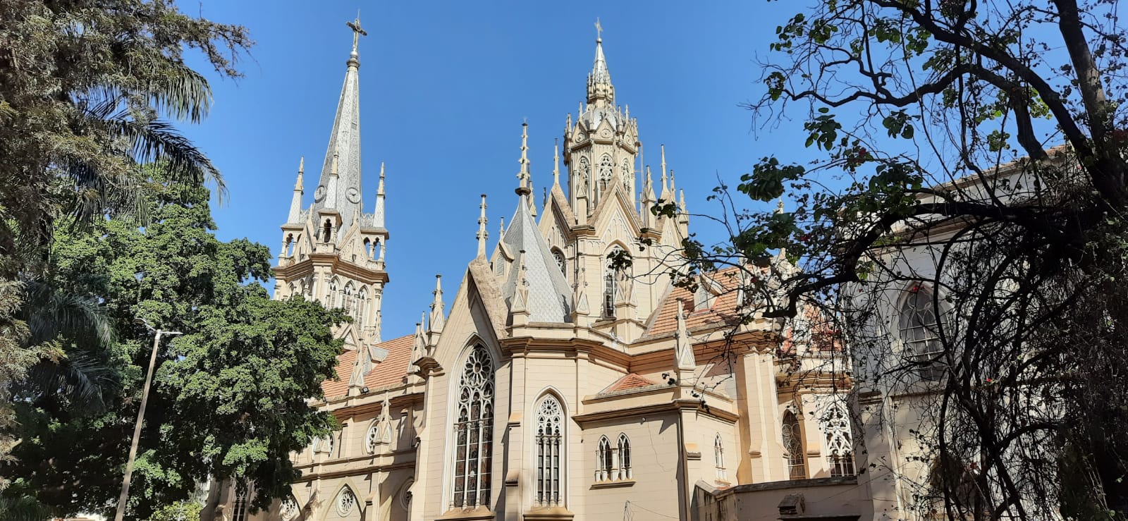 As mais Belas Igrejas e Catedrais de Belo Horizonte