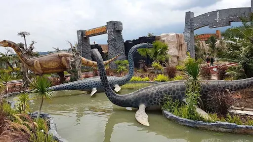 Dino Park di Jawa Timur Park 3 Kota Batu