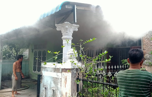 Satu Unit Rumah di Jalan WR Supratman Kisaran Terbakar