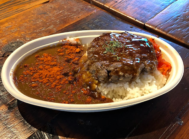 ももカレー