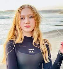 Abigail Zoe Lewis Age, Net Worth, Biography, Wiki, Height, Photos, Instagram, Career, Relationship