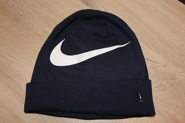 https://www.ekinsport.com/bonnet-de-football-nike-team-unisexe-av9751?option-id=517&utm_source=social&utm_medium=hivency_campaign&utm_campaign=bonnet_nike