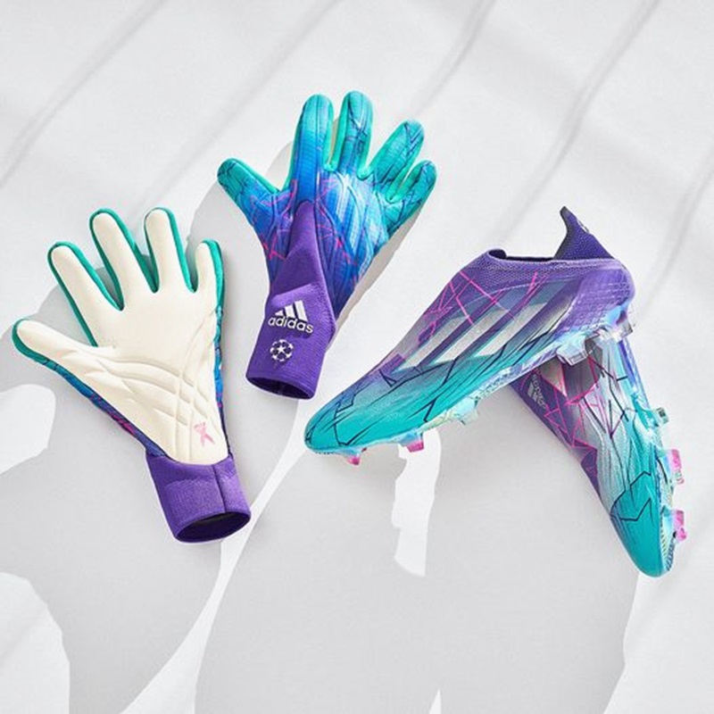 Térmico Resolver Especializarse Stunning Adidas 'Champions Code' Goalkeeper Gloves Released - Footy  Headlines