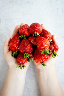 Segudang Manfaat Strawberry dari Kecantikan, Kesuburan hingga Ibu Hamil