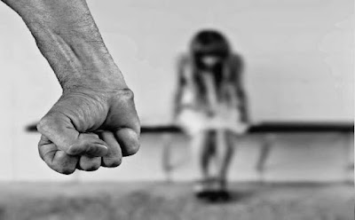 नाबालिग शादीशुदा लड़की का 400 लोगों ने किया बलात्कार, 3 गिरफ्तार