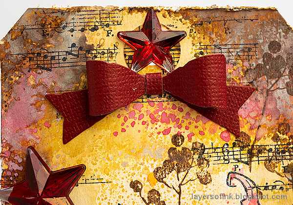 Layers of ink - Poinsettia Tag Tutorial by Anna-Karin Evaldsson.