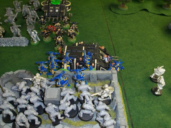 Chaos Marines vs Orks Warhammer 40k battle report