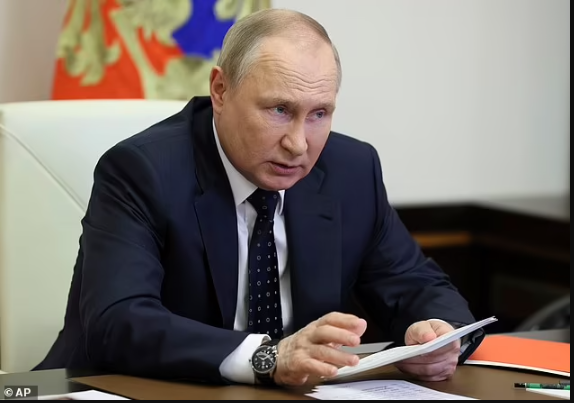 Russian president Vladimir Putin Escape death as he 'survived another assassination attempt - Details