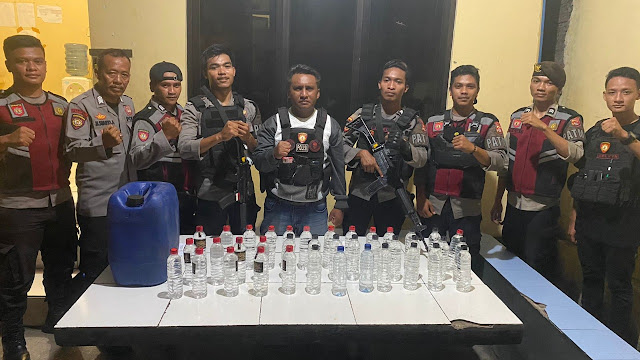 Unit Turjawali Sita Puluhan Botol Miras Siap Jual