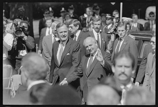 Soviet Union-United States summit arrival ceremony with President H.W. Bush and Mikhail Gorbachev, 31 May 1990