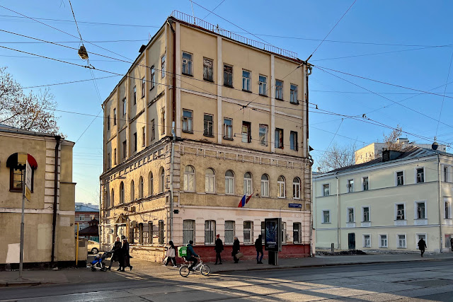 Бауманская улица, жилой дом (построен до 1917 года)