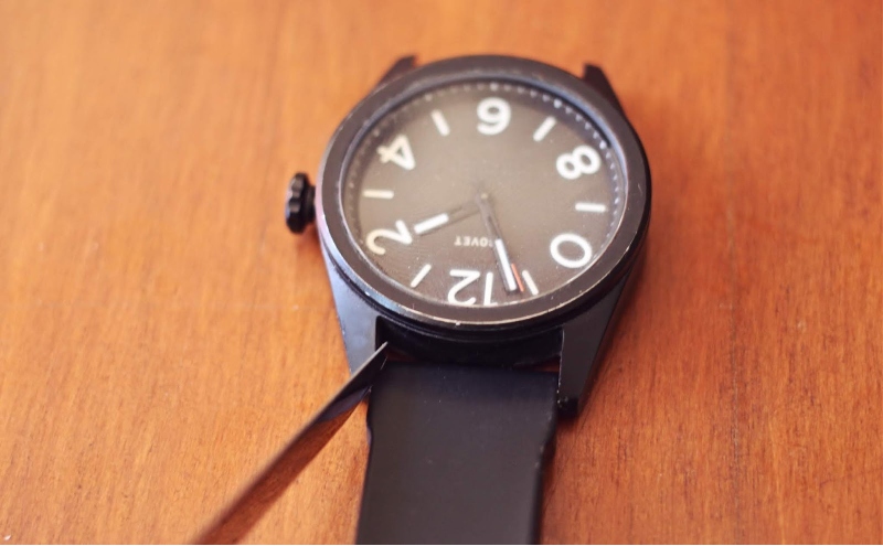 How To Install a NATO Strap On Your Watch The Gentleman Racer