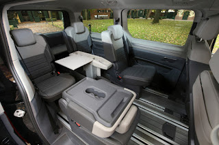 Volkswagen Multivan (2022) Interior 2