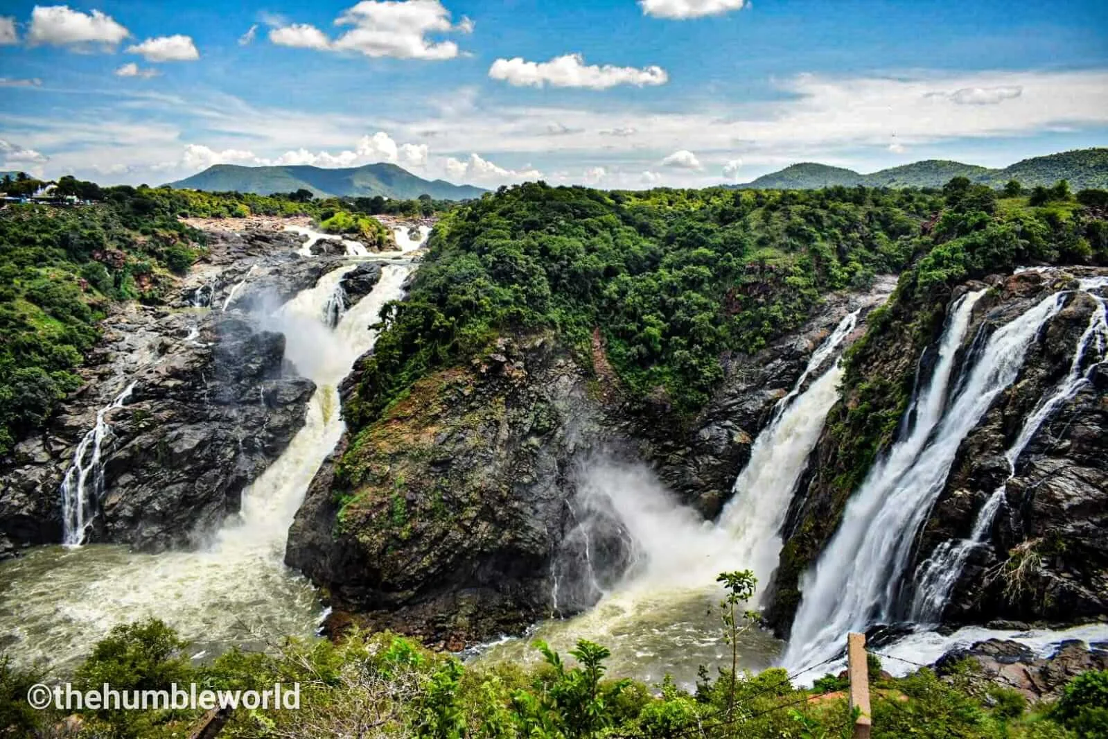 Gaganachukki and Barachukki waterfalls in Shivanasamudra