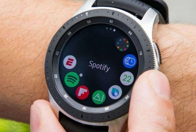 Cara Memutar Musik di Smartwatch Samsung dan Apple