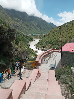 Observation deck in Mana, the " Last Indian village".