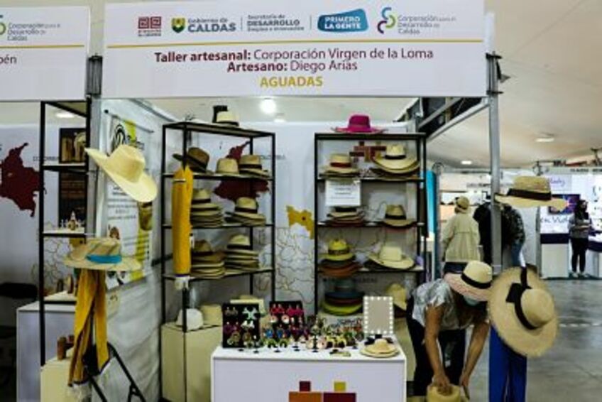Más de 86 millones de pesos vendieron artesanos caldenses durante la Feria Artesanal 2022 en Manizales