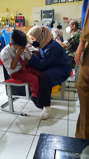 SDN CIPUTAT 06 SUKSES LAKUKAN VAKSINASI