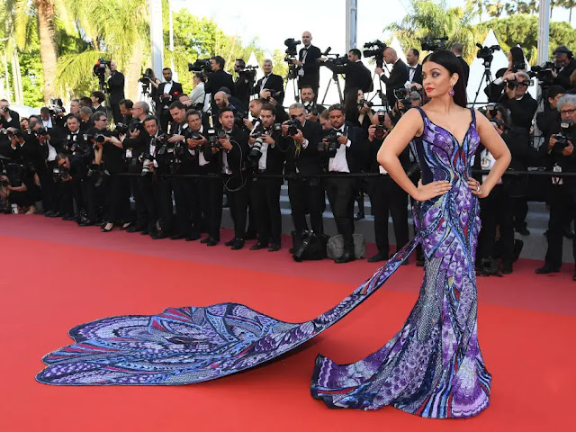 Bollywood Actresses Who Aced Red Carpet With Gorgeous Dresses