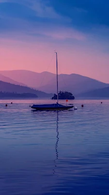 Papel de Parede Amanhecer Barco no Lago