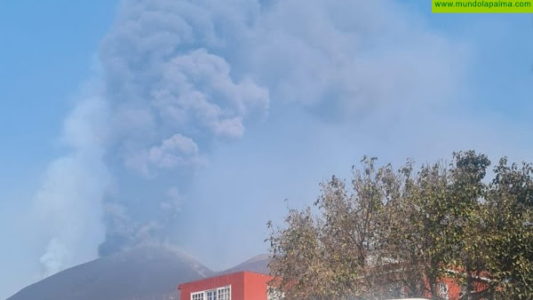 La lava afecta ya a 690 hectáreas habiendo especial interés en el dedo separado de la colada por Camino Cumplido