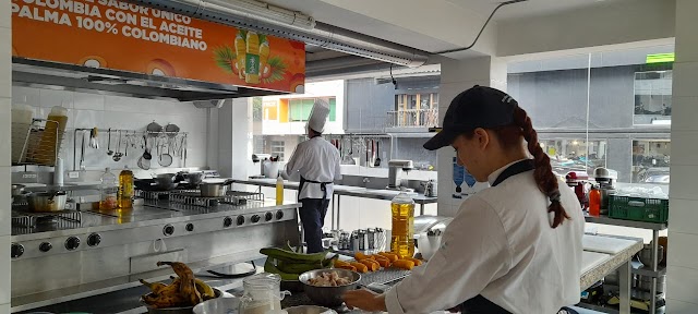 Cocina Gourmet con aceite de palma 100% colombiano, por primera vez en Cali con sabor de aborrajados y marranitas