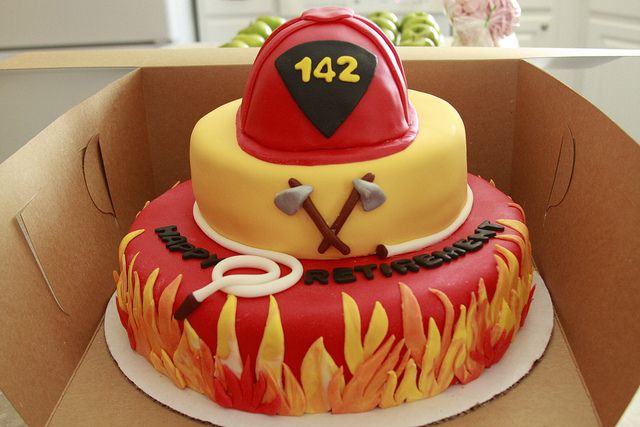 firetruck birthday cakes