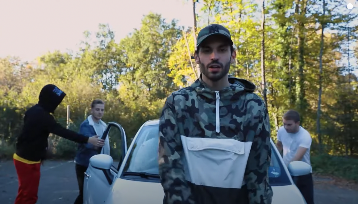 Photo de Lake extraite de son clip Sans les mains