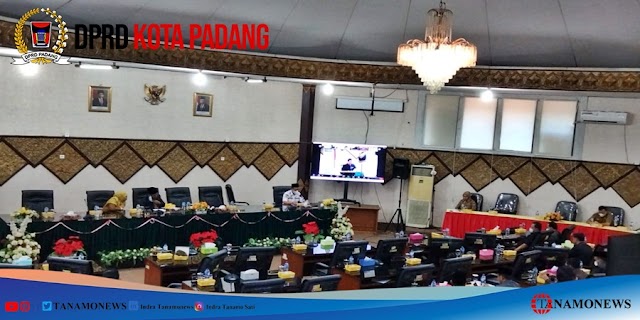 DPRD Kota Padang Menggelar Rapat Paripurna Penyampaian Ranperda Inisiatif