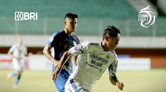 Persib Bandung Taklukkan PSIS Semarang 1-0