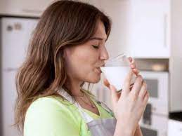 Immunity बढ़ाने का काम करता है लहसुन का दूध, जानें इसे पीने के फायदे
