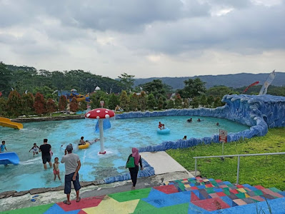 Tiket Masuk Omahe Opa Waterpark Kendal