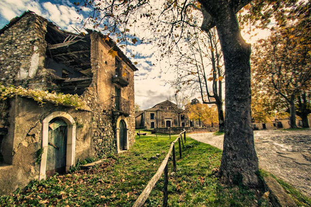 Roscigno vecchia-Chiesa di San Nicola di Bari