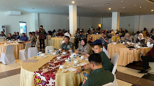 Polda Kaltim Aktif dalam Pelaksanaan Forum Konsultasi Publik Mengenai Standar Pelayanan di Biro Umum Sekretariat Daerah Provinsi Kalimantan Timur