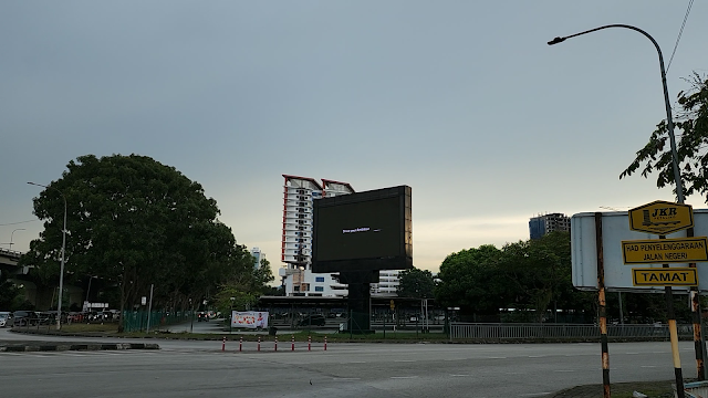 Shah Alam LED Screen Advertising, Malaysia Persiaran Sukan Selangor Digital Screen Ads, Shah Alam Nearby Stadium Malawati Digital OOH Advertising,