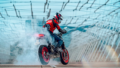 Ducati Monster 2022 Ecuador Fayals