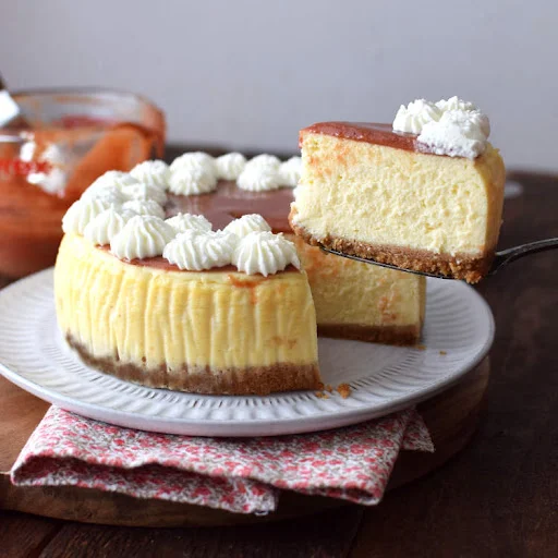 Receta para preparar cheesecake clásico con mermelada de guayaba